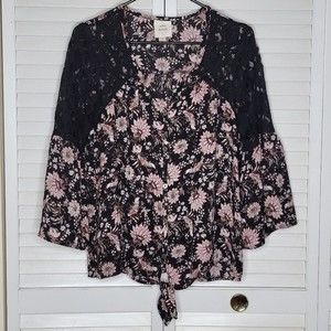 Knox Rose Boho Dark Floral Lace Shoulder Tie Front Bell Sleeve Top Sz Small EUC